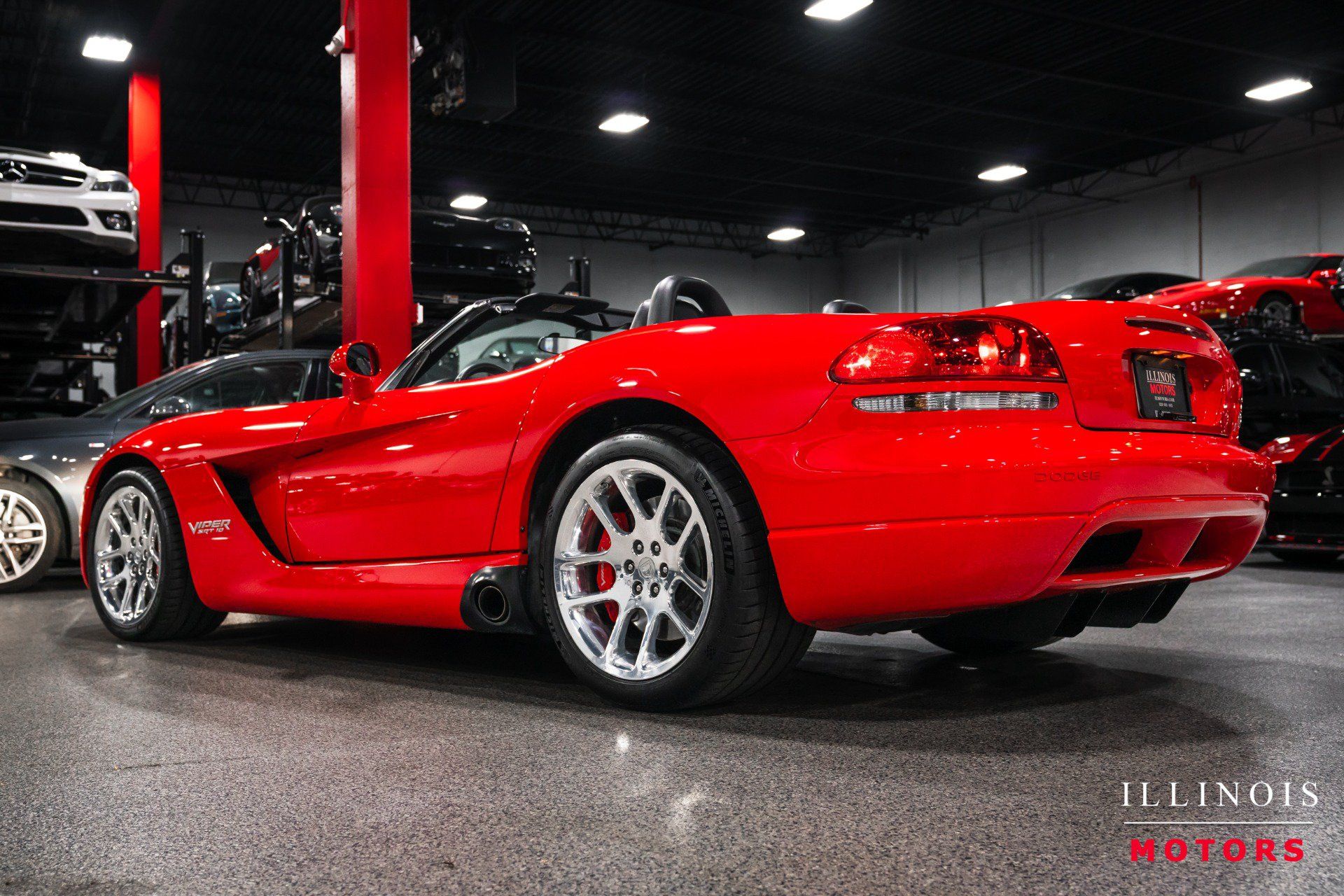 Used 2006 Dodge Viper SRT-10 RWD image 3