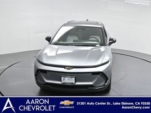 New 2026 Chevrolet Equinox EV LT image 41