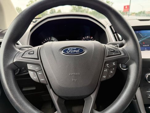Used 2017 Ford Edge SE AWD/4WD image 14