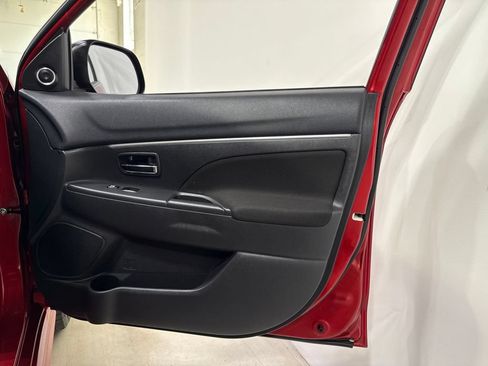 Used 2012 Mitsubishi Outlander Sport SE AWD/4WD image 29