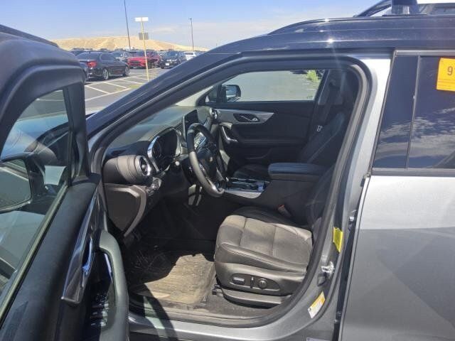 Used 2023 Chevrolet Blazer LT w/ Sound & Technology Package FWD image 7