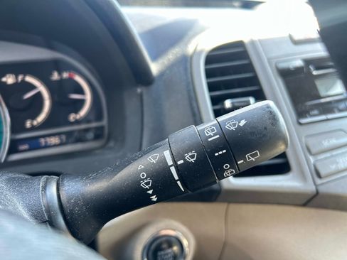 Used 2009 Toyota Venza FWD image 24