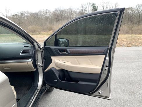 Used 2019 Subaru Outback 2.5i Limited image 29