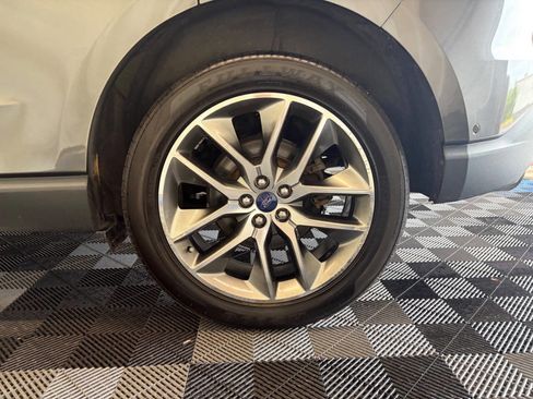 Used 2016 Ford Edge Titanium w/ Equipment Group 302A AWD/4WD image 29