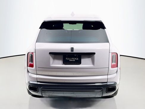 Certified 2022 Rolls-Royce Cullinan w/ Dark Exterior Package AWD/4WD image 7