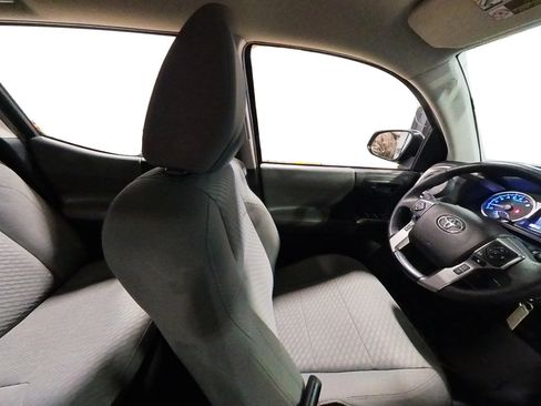 Used 2022 Toyota Tacoma SR5 image 42