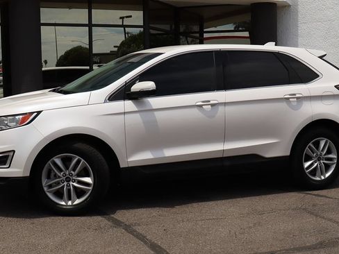 Used 2018 Ford Edge SEL w/ Equipment Group 201A FWD image 4