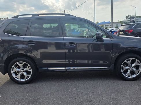 Used 2018 Subaru Forester 2.5i Touring w/ Popular Package #2 AWD/4WD image 4