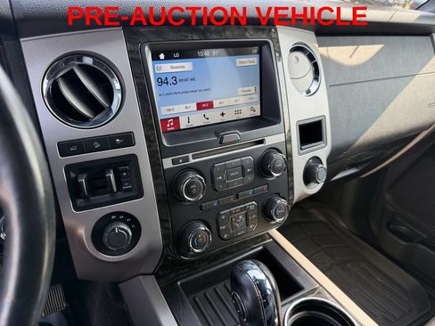Used 2017 Ford Expedition Limited AWD/4WD image 17