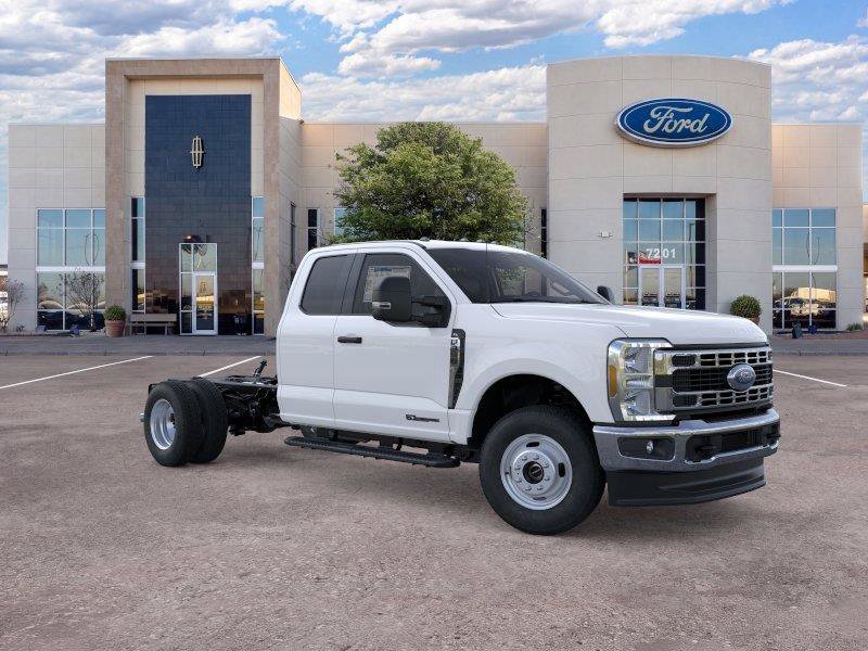 New 2026 Ford F350 XL w/ XL Chrome Package AWD/4WD image 7