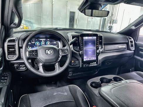 Used 2026 RAM 2500 Laramie AWD/4WD image 19