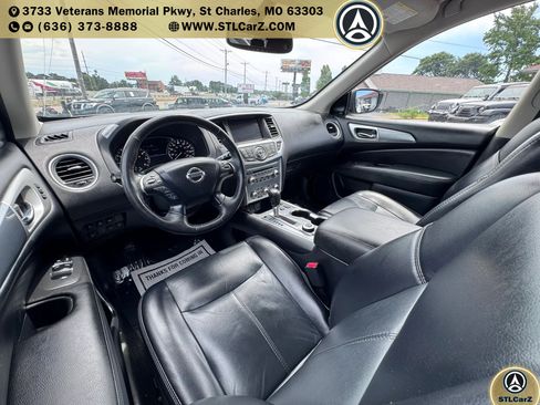 Used 2020 Nissan Pathfinder SL AWD/4WD image 10