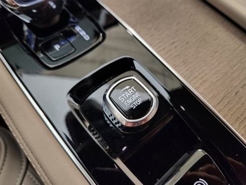 New 2026 Volvo XC90 B6 Plus AWD/4WD image 21