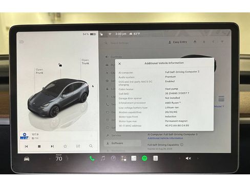 Used 2022 Tesla Model Y Long Range AWD/4WD image 29