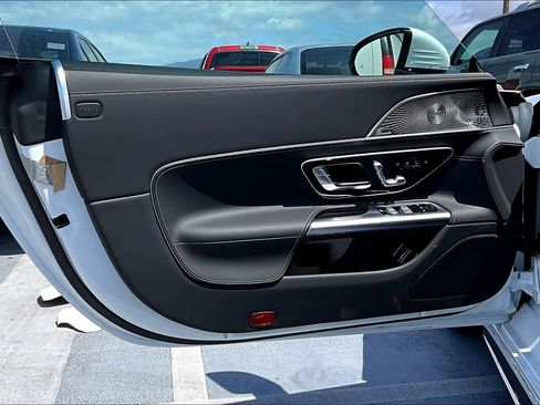 New 2025 Mercedes-Benz SL 63 AMG S e Performance 4MATIC image 10