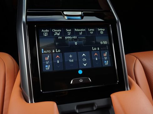 Used 2026 Lexus LX 700h Ultra Luxury image 24