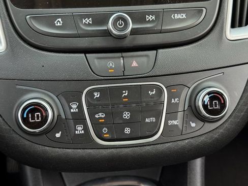 Used 2024 Chevrolet Malibu LT FWD image 18