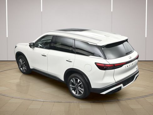 Used 2025 INFINITI QX60 Luxe FWD image 38