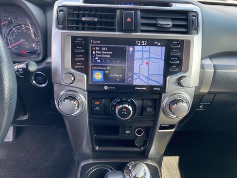 Used 2022 Toyota 4Runner SR5 Premium AWD/4WD image 11