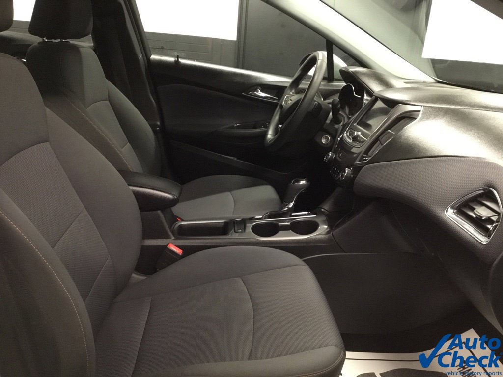 Used 2019 Chevrolet Cruze LS w/ LS Fleet Convenience Package FWD image 35