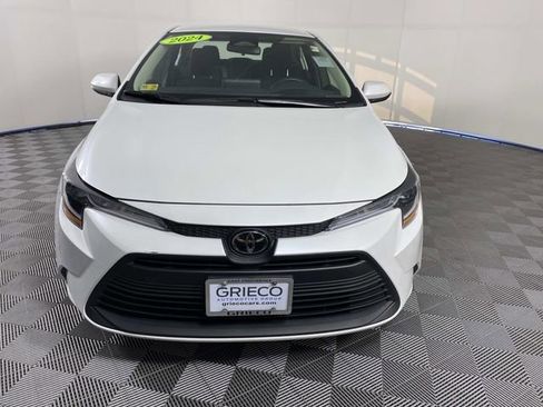 Used 2024 Toyota Corolla LE image 3