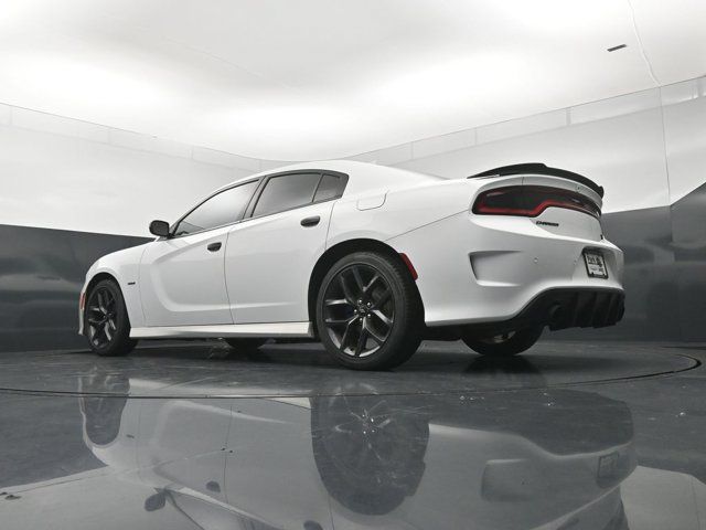 Used 2019 Dodge Charger R/T w/ Blacktop Package RWD image 22