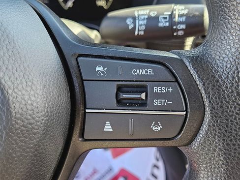 Used 2024 Honda HR-V LX image 22