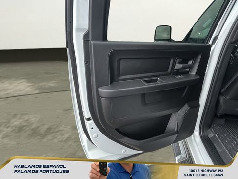 Used 2024 RAM 3500 Tradesman w/ Chrome Appearance Group AWD/4WD image 24