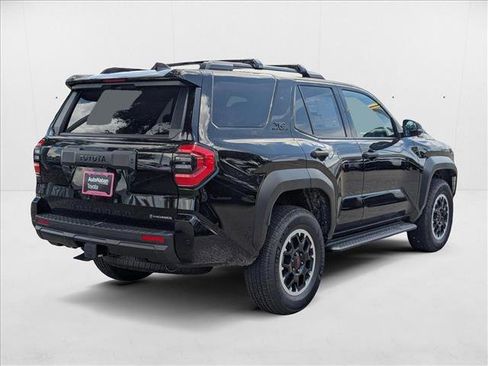 New 2025 Toyota 4Runner 4WD image 2