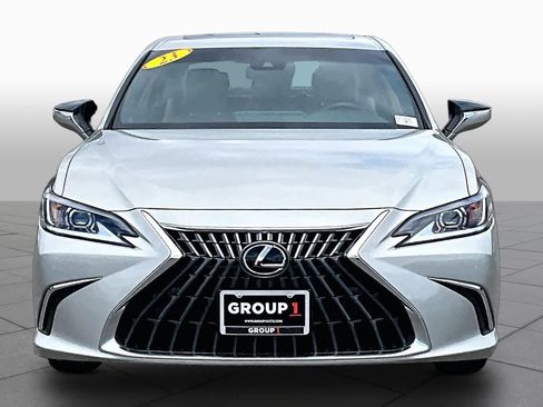 Used 2023 Lexus ES 300h w/ Premium Package FWD image 3