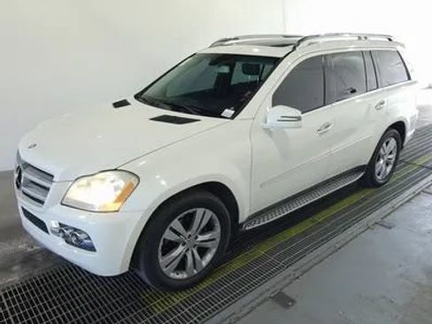 Used 2011 Mercedes-Benz GL 450 4MATIC image 1