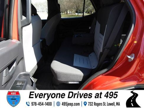Used 2025 Toyota 4Runner TRD Off-Road AWD/4WD image 14