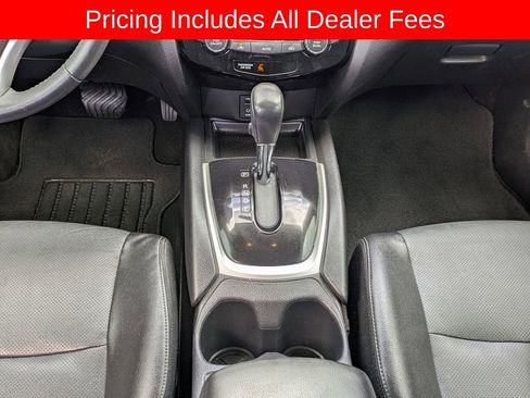 Used 2016 Nissan Rogue SL w/ SL Premium Package FWD image 19