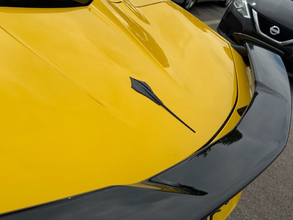 Used 2025 Chevrolet Corvette Stingray Premium Conv w/ Z51 Performance Package RWD image 13