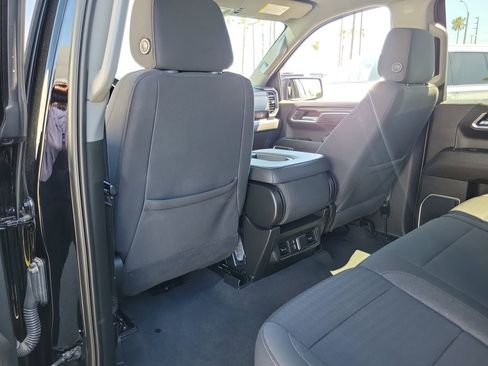 Used 2022 Chevrolet Silverado 1500 RST image 12