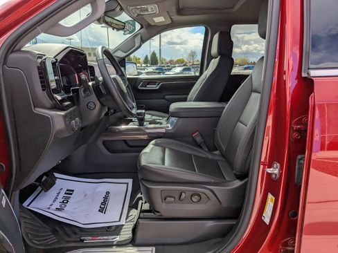 Used 2024 Chevrolet Silverado 1500 LTZ image 12