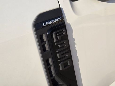 Used 2023 Ford F350 Lariat w/ Lariat Ultimate Package AWD/4WD image 18