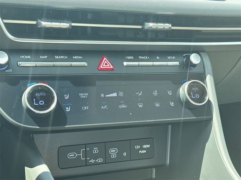 New 2025 Hyundai Sonata Limited image 25