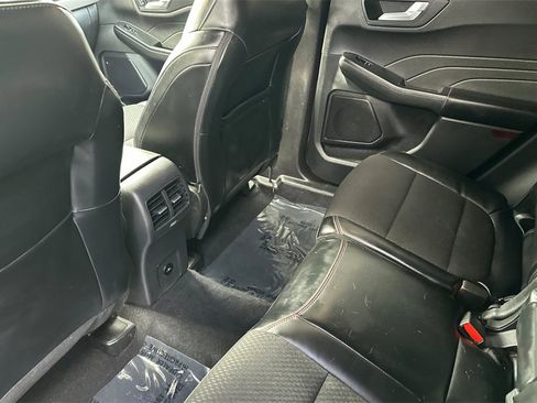 Used 2024 Ford Escape ST-Line w/ Equipment Group 301A image 12