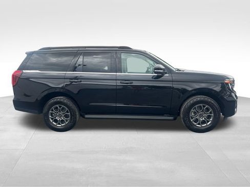 New 2026 Ford Expedition Active RWD image 7