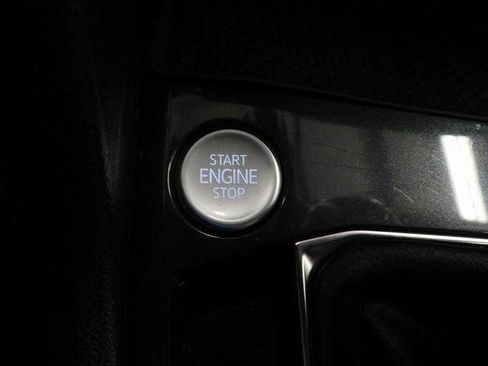 Used 2024 Volkswagen Tiguan S image 32