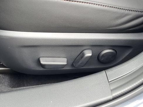 New 2026 MAZDA MAZDA3 2.5 S Hatchback w/ Premium Pkg FWD image 10