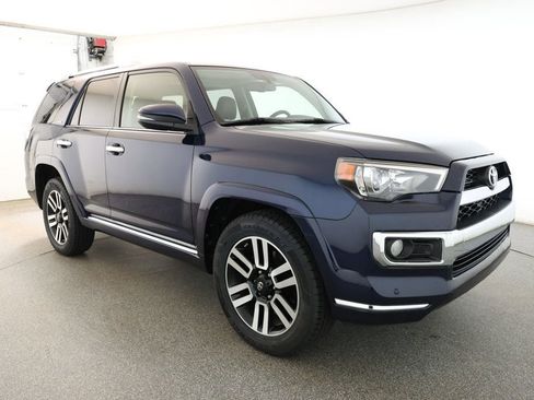 Used 2019 Toyota 4Runner Limited image 3