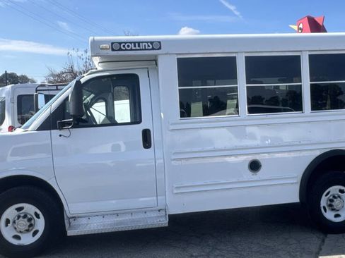 Used 2006 Chevrolet Express 3500 w/ School Bus Package RWD image 5