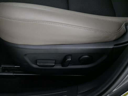 Used 2025 MAZDA CX-50 AWD 2.5 S w/ Premium Package image 20