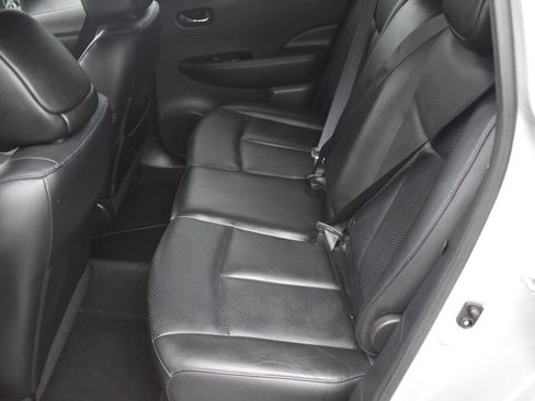 Used 2017 Nissan Leaf SL w/ Premium Package image 28