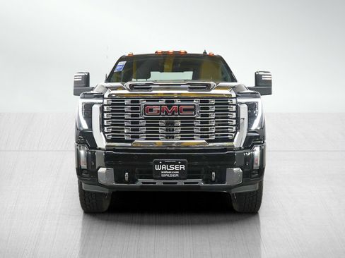 Used 2024 GMC Sierra 3500 Denali w/ Denali Reserve Package AWD/4WD image 8