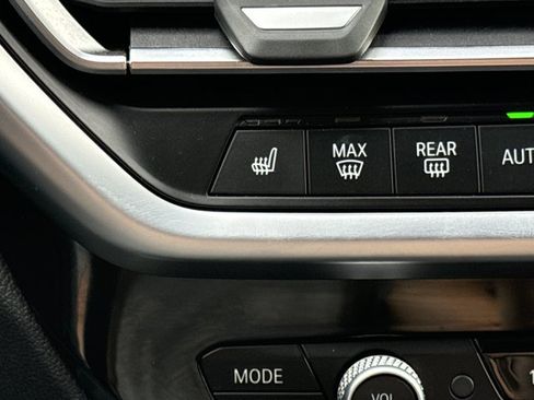 Used 2024 BMW X4 xDrive30i AWD/4WD image 14