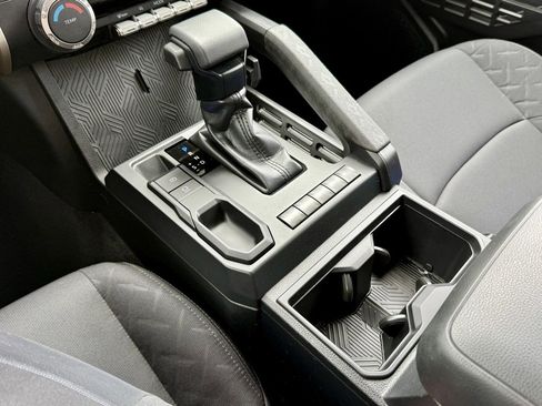 Used 2024 Toyota Tacoma SR image 29