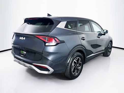 Used 2024 Kia Sportage LX image 9